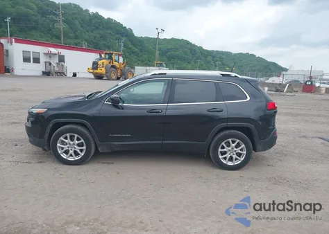 2016 Jeep Cherokee Latitude z USA, uszkodzony, nr VIN 1C4PJMCS9GW105529